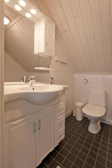 Фото номера Коттедж с сауной и 4 спальнями Дома для отпуска Kajaani Cottages г. Jormua 19