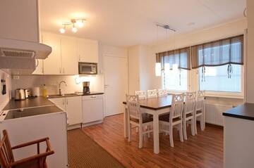 Фото номера Коттедж с сауной и 4 спальнями Дома для отпуска Kajaani Cottages г. Jormua 15